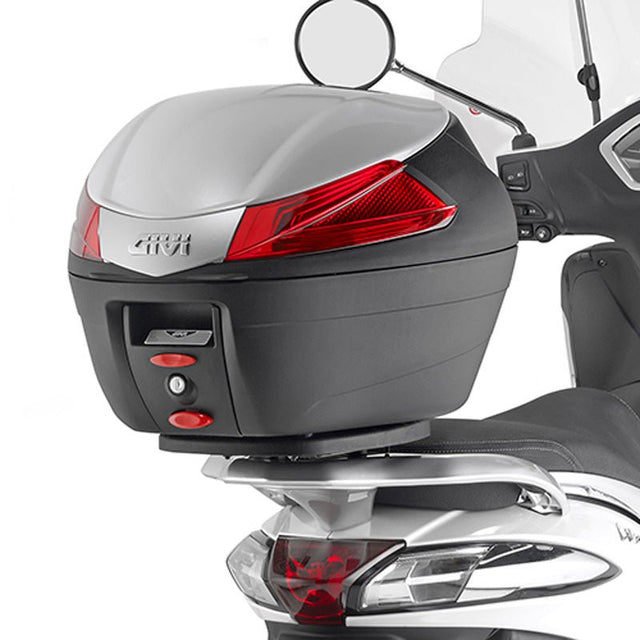 GIVI MONOLOCK SPECIFIC RACK PIAGGIO LIBERTY 50/150 (SR5611) - DRIVEN Canada's Powersports 8019606202406SR5611