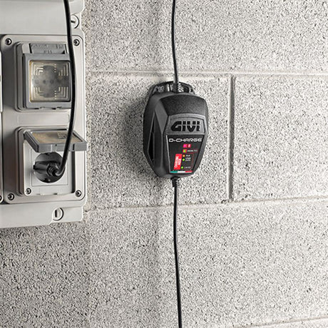 Givi S510 D - Charge Battery Charger - DRIVEN Canada's Powersports 8019606308948S510