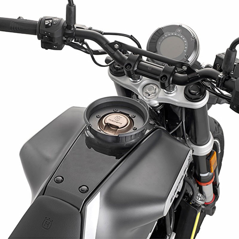 GIVI TANKLOCK SYSTEM HUSQVARNA SVARTPILEN 2021 (BF57) - DRIVEN Canada's Powersports 8019606275066BF57