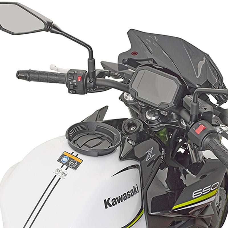 GIVI TANKLOCK SYSTEM KAWA Z650 (BF28) - DRIVEN Canada's Powersports 8019606218193BF28