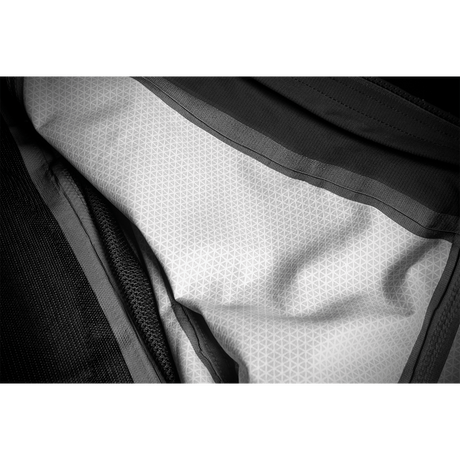 ICON JKT STORMHAWK CE - DRIVEN Canada's Powersports 2820 - 53592820 - 5359