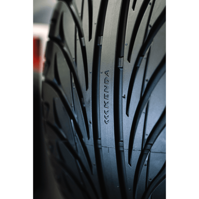 KENDA 225/50R15 76H KR20 KANINE OE CAN - AM SPYDER REAR (042015002A1) - DRIVEN Canada's Powersports 047853153606042015002A1