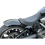 KODLIN SOLO SEAT M8 BREAKOUT 18 - 22 W/RR FNDR & STOCK TNK - DRIVEN Canada's Powersports K59662 - S