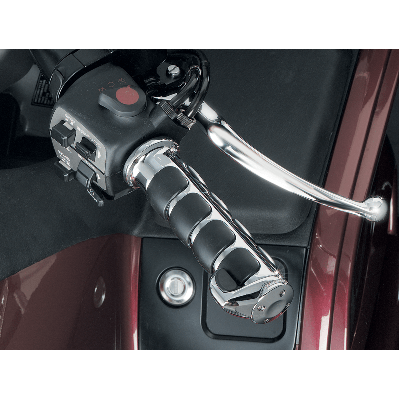 KURYAKYN ISO GRIPS W/CHROME TRIM RINGS 7/8" BAR PN 6180 (497163) - DRIVEN Canada's Powersports 191209004026497163
