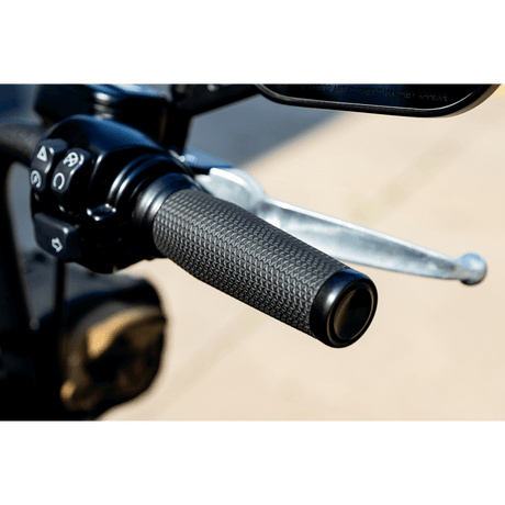 KURYAKYN THRESHER GRIPS FOR ELECTRONIC THROTTLE, PN 5943 - DRIVEN Canada's Powersports 191209032678485041
