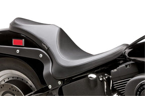 LE PERA 00 - 05 FXST/00 - 17 FLST VILLAIN SEAT (LX - 810) - DRIVEN Canada's Powersports LX - 810
