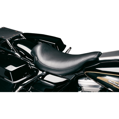 LE PERA 02 - 07 FLHR SMOOTH SOLO SILHOUETTE SEAT (LH - 857RK) - DRIVEN Canada's Powersports LH - 857RK