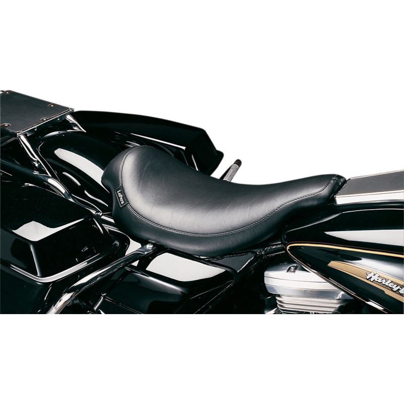 LE PERA 02 - 07 FLHT SMOOTH SILHOUETTE SOLO SEAT (LH - 857) - DRIVEN Canada's Powersports LH - 857