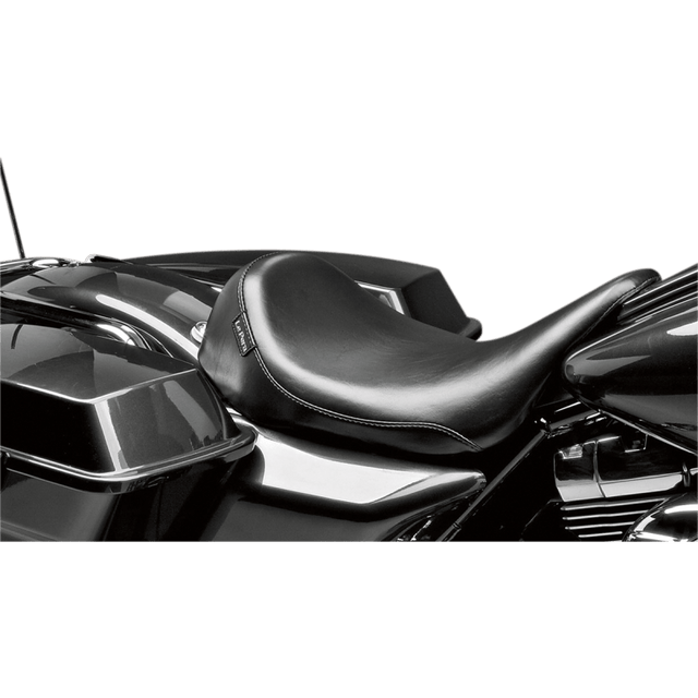 LE PERA 08 - 19 FLHT SMOOTH SOLO SILH SEAT (LK - 857) - DRIVEN Canada's Powersports LK - 857