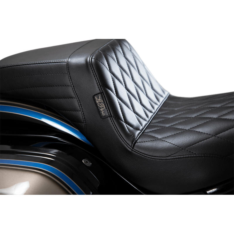 LE PERA SEAT KICKFLIP DM 18+ST (LYR - 590DM) - DRIVEN Canada's Powersports LYR - 590DM