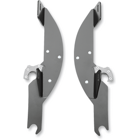 MEMPHIS SHADES 03 - 09 VTX1300 BATWING MNT KIT - DRIVEN Canada's Powersports MEM8990