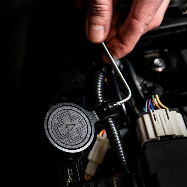 MUC OFF SECURE AIRTAG HOLDER (20935) - DRIVEN Canada's Powersports 503783521679020935