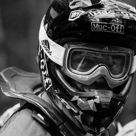 MUC OFF PREMIUM ANTI - FOG TREATMENT (32ML) (214 - 1) - DRIVEN Canada's Powersports 5037835214000214 - 1