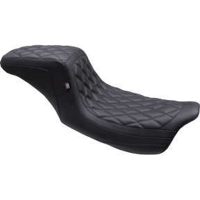 MUSTANG ONE PIECE 2 - UP SQUAREBACK SEAT DD STITCH FL 08 - 24 - DRIVEN Canada's Powersports 75299