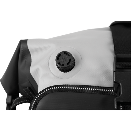 NELSON - RIGG HURRICANE 30L BACKPACK/TAIL BAG (SE - 4030) - DRIVEN Canada's Powersports 718943000567SE - 4030