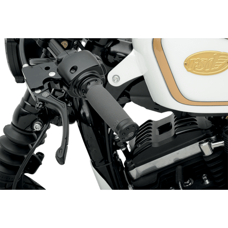 RSD 82 - 17 TRACKER GRIPS OPS CABLE TYPE - Driven Powersports Inc.0063 - 2019 - SMB0063 - 2019 - SMB