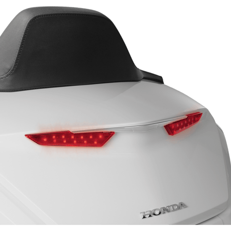 SHOW CHROME GT TOUR TRUNK LIGHT - Driven Powersports Inc.72537897941252 - 927