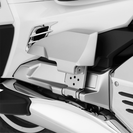 SHOW CHROME PASSENGER BOARD RISER SET - Driven Powersports Inc.72537898042552 - 961E