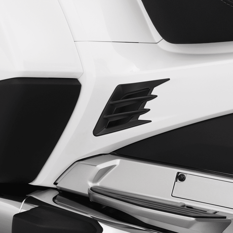 SHOW CHROME SIDE PANEL VENT ACCENT PR - Driven Powersports Inc.72537898038852 - 960BK